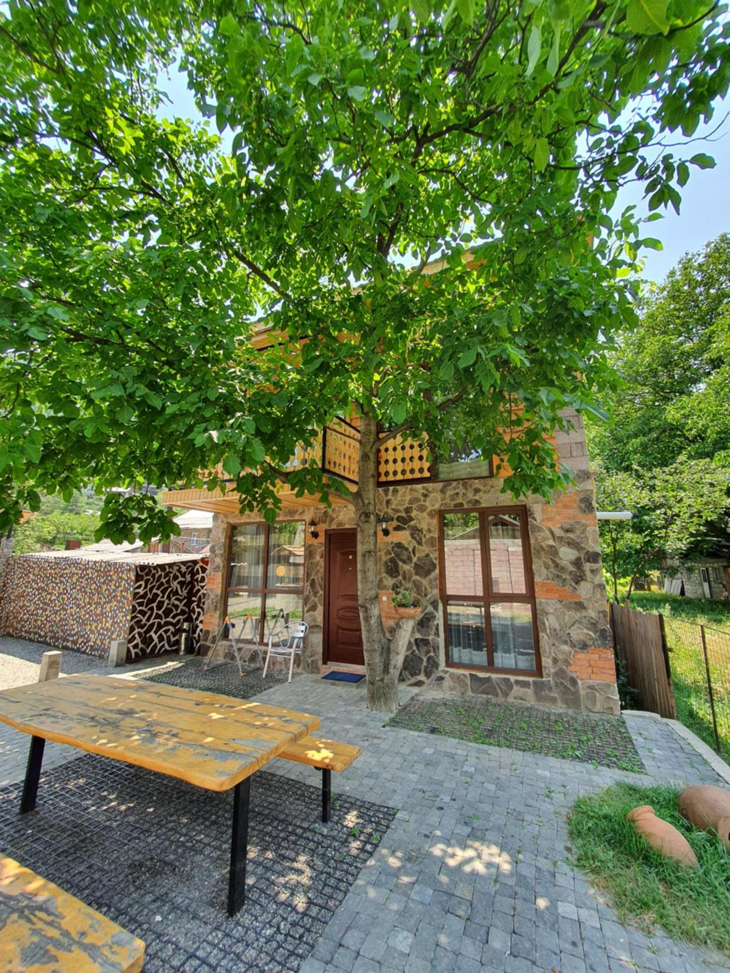 Levani'S Cottage Borjomi Bilik gambar